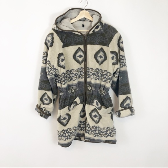 Vintage Jackets & Blazers - VTG 90's Woolrich Fleece Aztec Pattern Fleece Coat